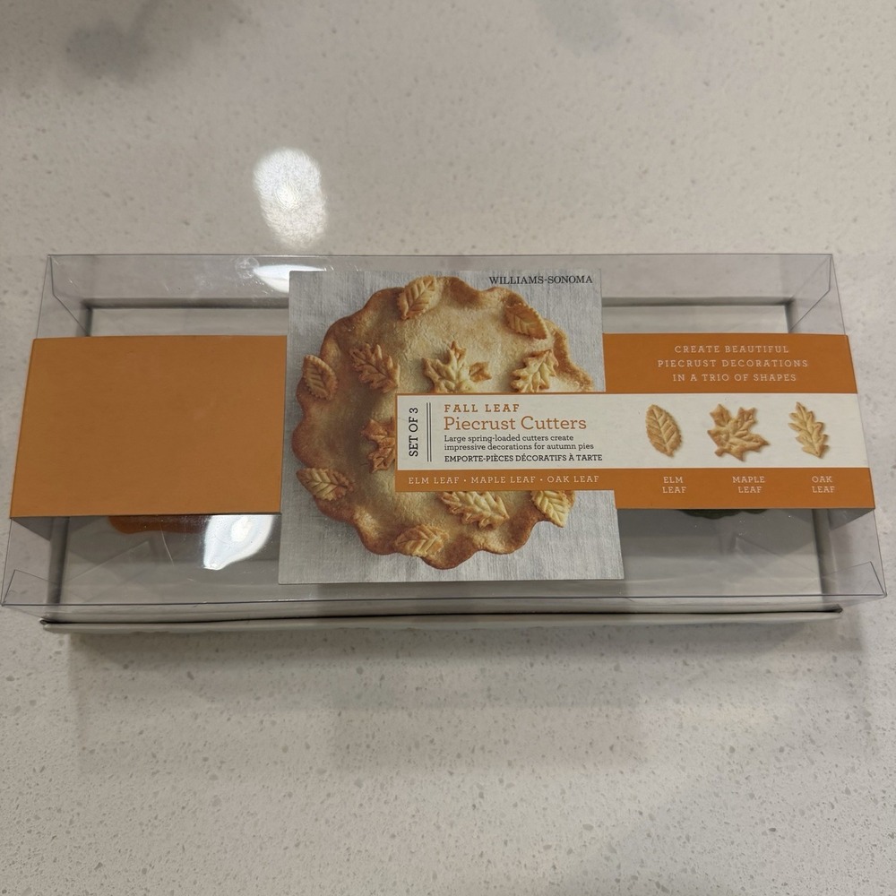 Williams Sonoma Pie Crust Cutters Fall Autumn Pumpkin Leaf Thanksgiving